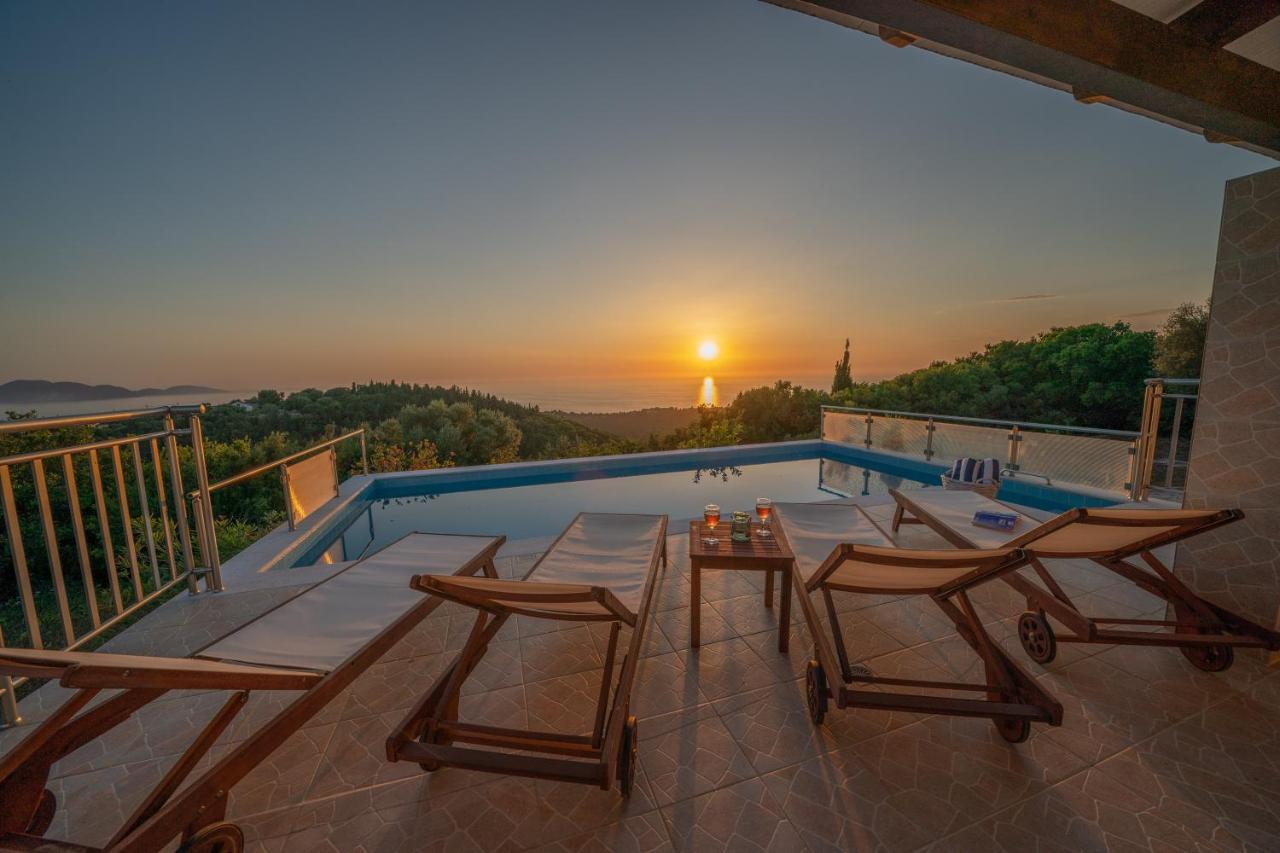 Stone Villa Eriphyle ,Private Witn Sunset View フィスカルドン エクステリア 写真