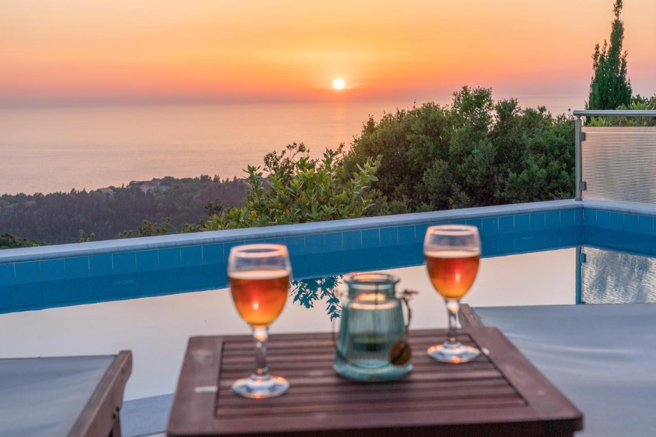 Stone Villa Eriphyle ,Private Witn Sunset View フィスカルドン エクステリア 写真