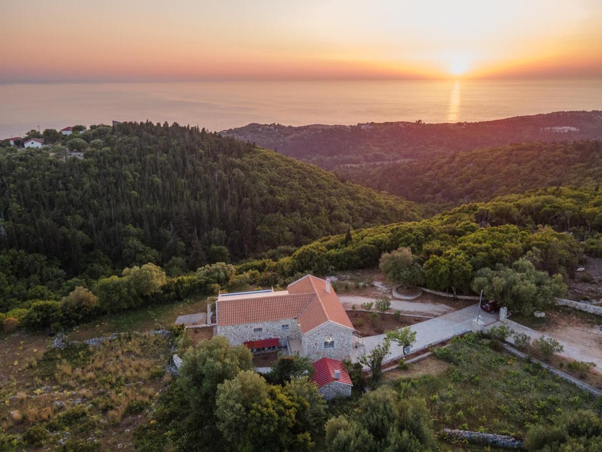 Stone Villa Eriphyle ,Private Witn Sunset View フィスカルドン エクステリア 写真